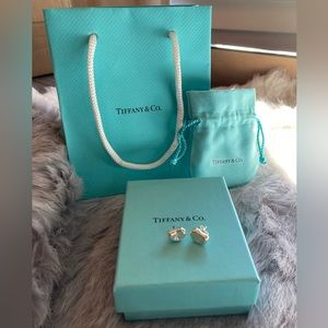 Authentic Tiffany & Co. Elsa Peretti Bean Earrings